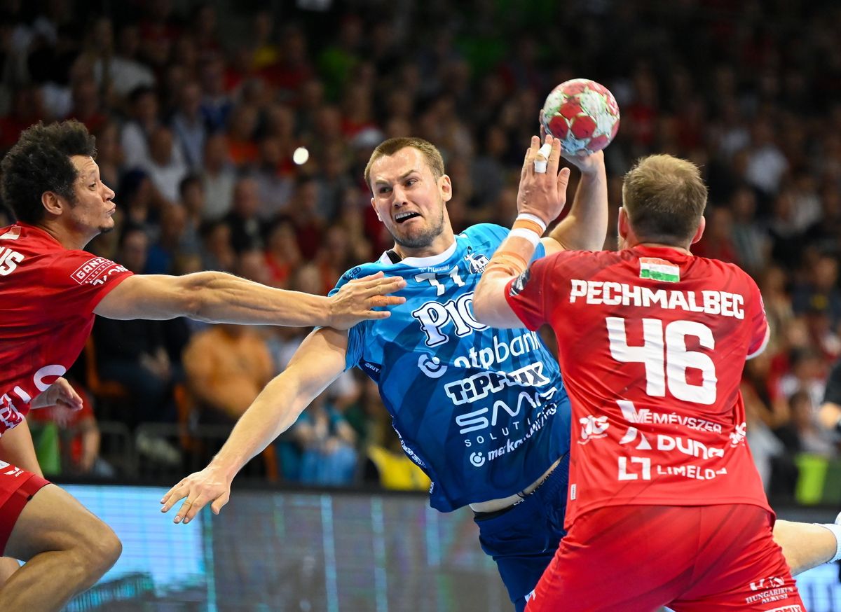 A két magyar BL-induló kőkemény csatát vívott a Magyar Kupa elődöntőjében, a Veszprém eggyel kevesebb hibával harcolta ki a döntőbe jutást 