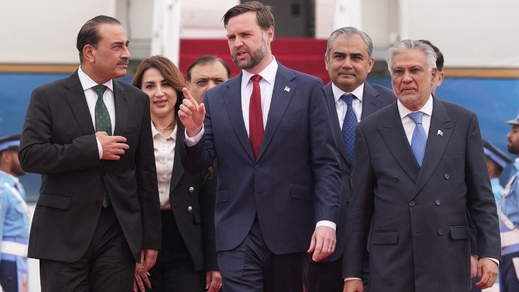 Történelmi jelentőségű tárgyalás kezdődik az Egyesült Államok és Irán között