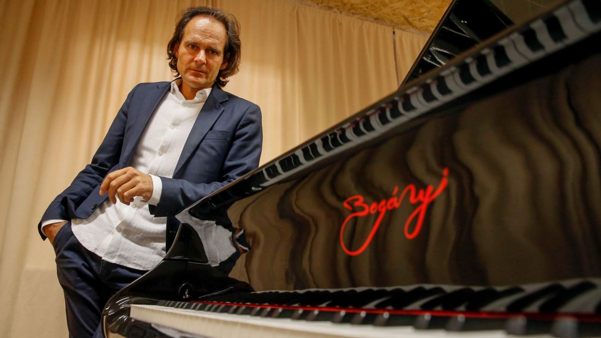 Nagy meglepetésre készül Bogányi Gergely és a MÁV Szimfonikusok