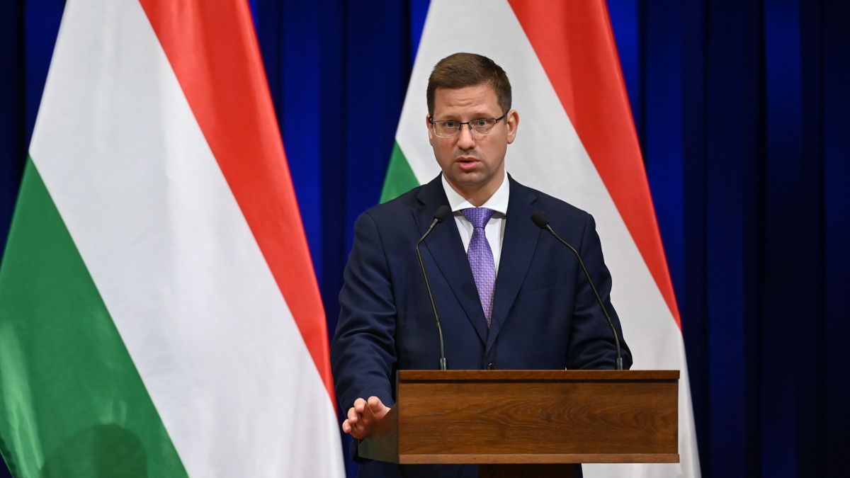 A kormány megvédi a védett üzemanyagárat és a rezsicsökkentést