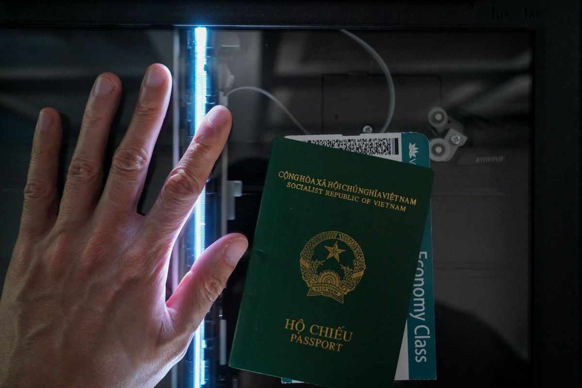 Repülőtéri káoszt okoz az EU új rendszere, az EES