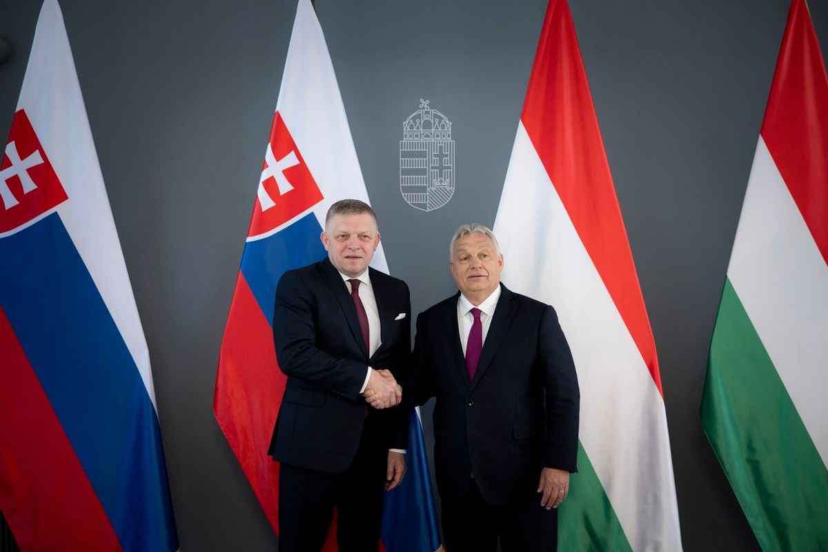 Orbán Viktor és Robert Fico Fotó: Miniszterelnöki Kommunikációs Fõosztály/Fischer Zoltán / MTI/Miniszterelnöki Kommunikáció