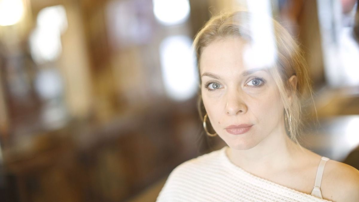 Meg kell védenünk közösségeinket a „szétbombázástól” – interjú a friss Jászai Mari-díjas Czakó Juliannával