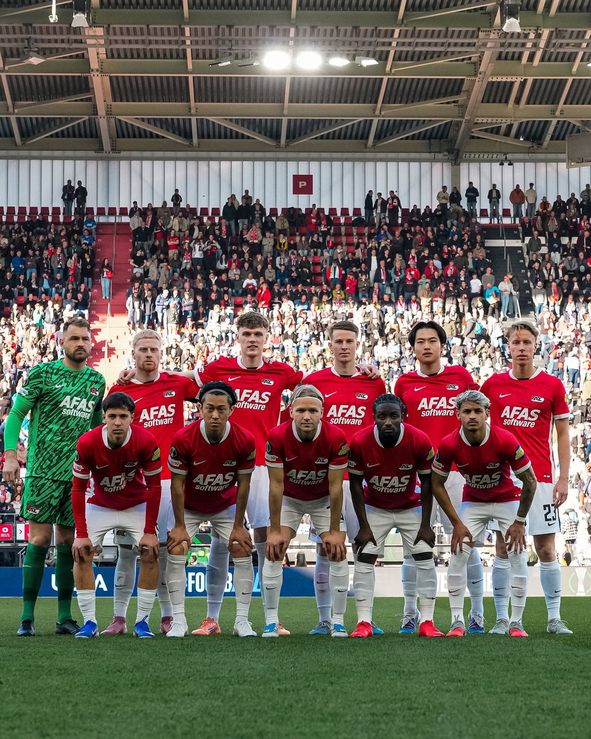 Az AZ Alkmaar kezdőcsapata a Sahtar ellen. Szünet után Kovács Bendegúz is beállt