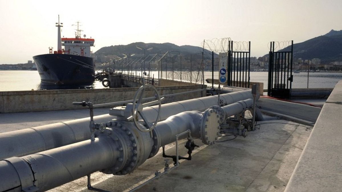 Elfogyott az üzemanyag Olaszországban, áll a repülőforgalom