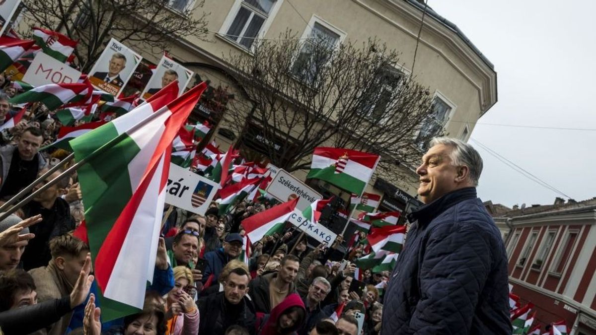 Elismerő üzenetek sorát kapta Orbán Viktor