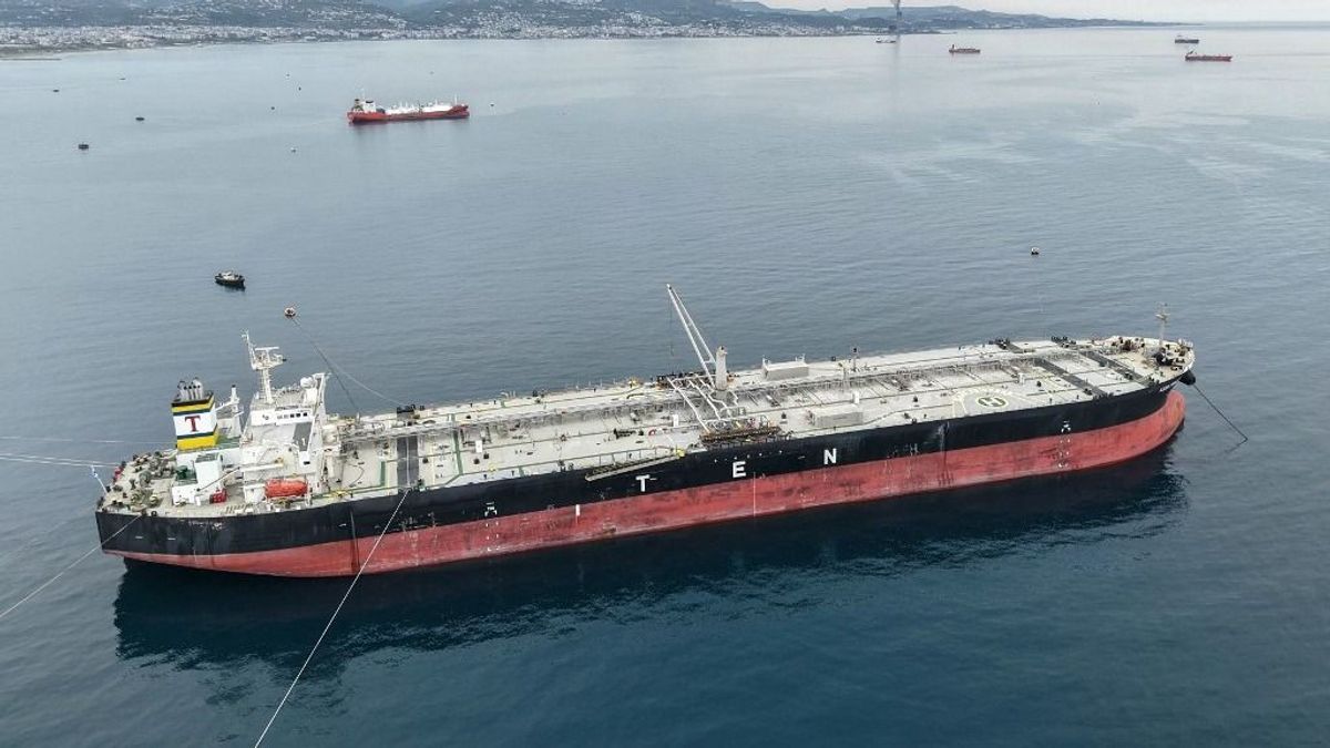 Pattanásig feszült a helyzet a Hormuzi-szorosnál