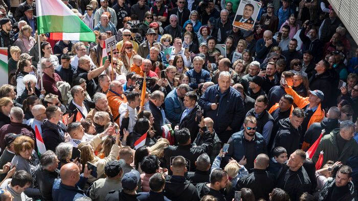 Orbán Viktor országjárás 
kampány