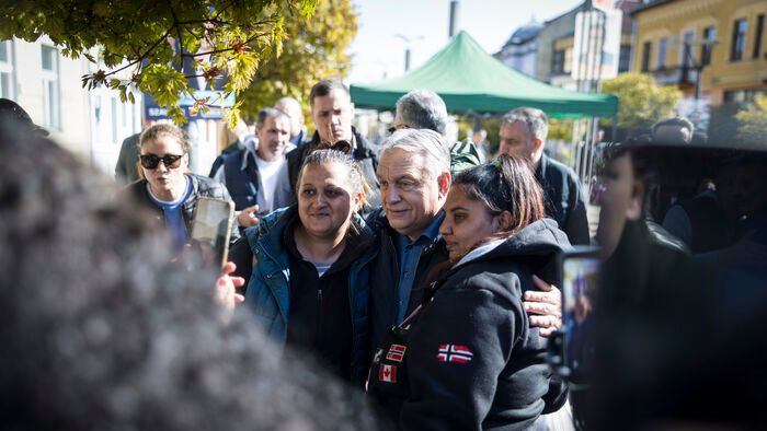 Orbán Viktor országjárás 
kampány