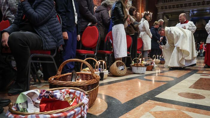 Húsvétvasárnapi ünnepi szentmise