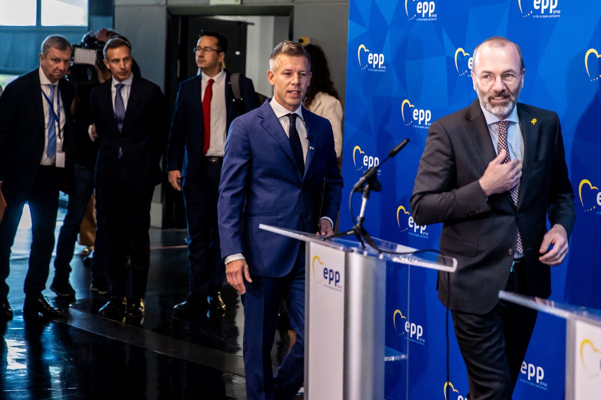 20241008-09 Strasbourg
A Magyar uniós elnökség programja az Európai Parlamentben.
Fotó: Csudai Sándor (CSS)
MW
képen: Magyar Péter, a Tisza Párt elnöke és EP-képviselője, Manfred Weber, az Európai Néppárt (EPP) elnöke