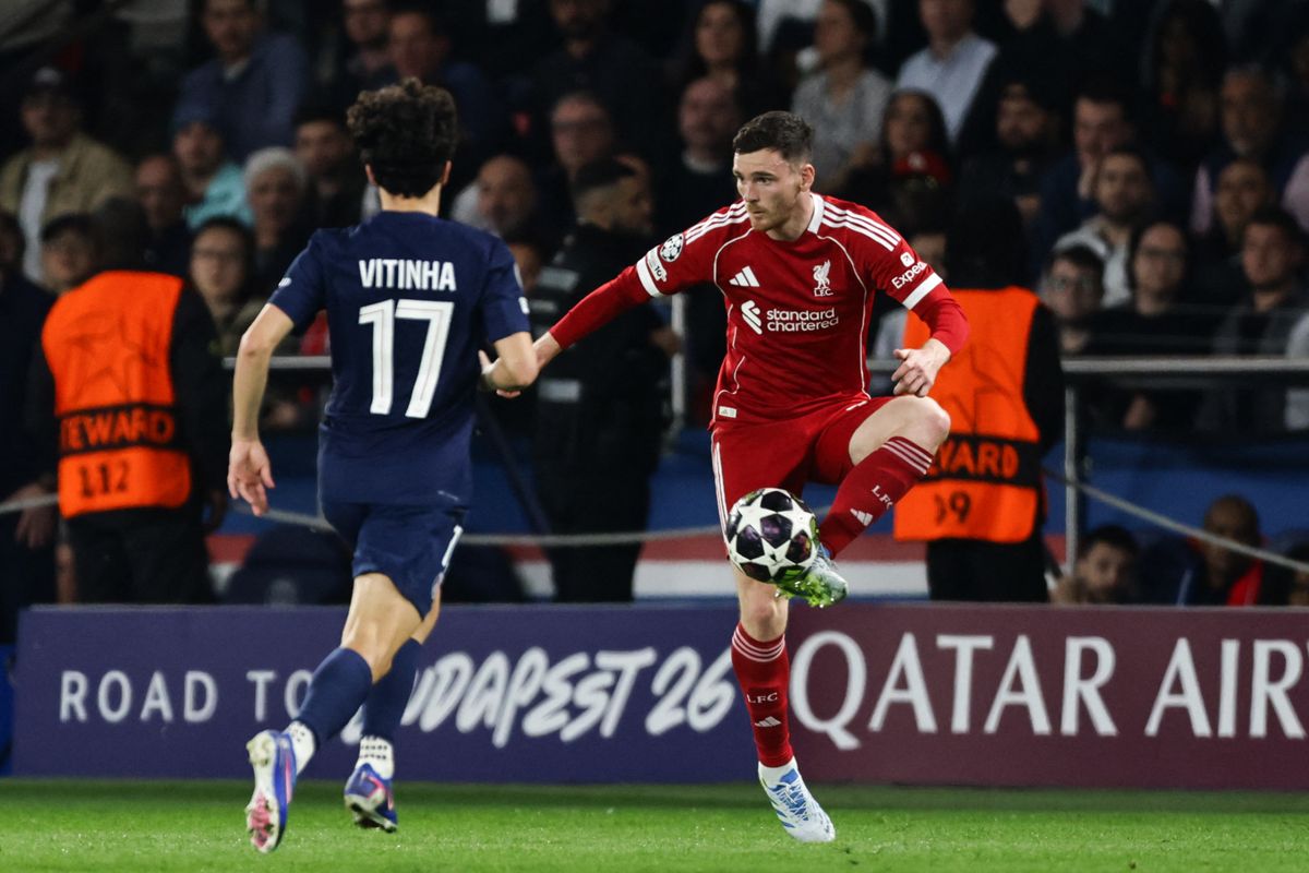 Andy Robertson szerdán csereként állt be a PSG ellen a Liverpool színeiben, Kerkez Milost váltotta