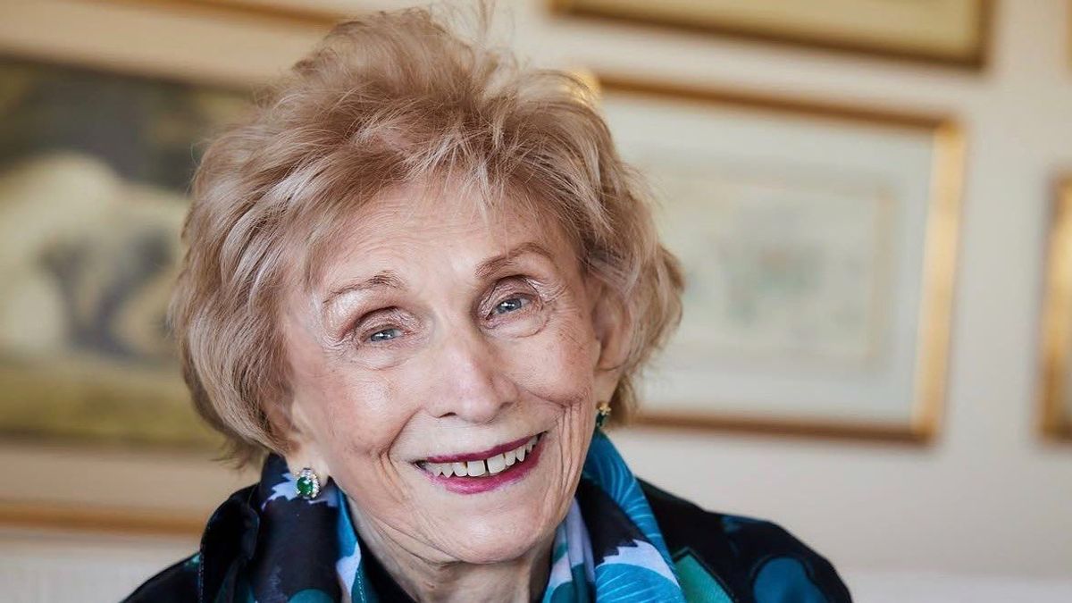 Meghalt Edith Eva Eger holokauszt-túlélő, aki saját traumáit bölcsességre váltva másokat gyógyított