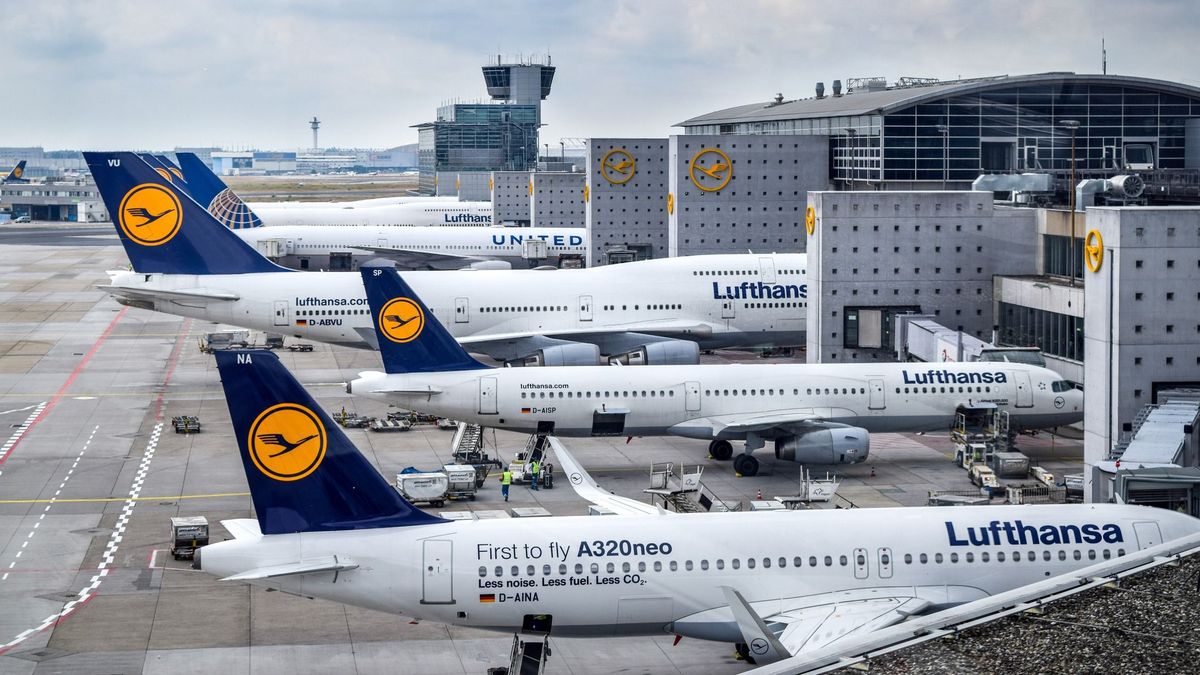 Törölték a Lufthansa budapesti járatait kedd éjfélig