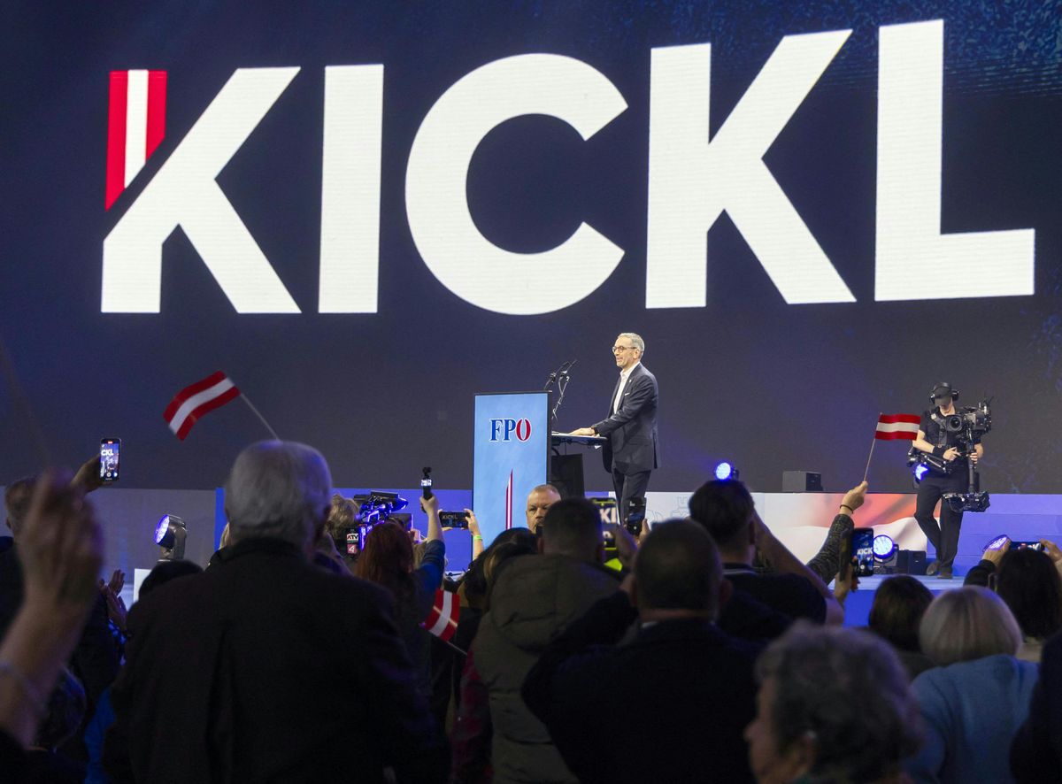 Az FPÖ akár egyedül is kormányt alakíthatna a felmérés szerint 