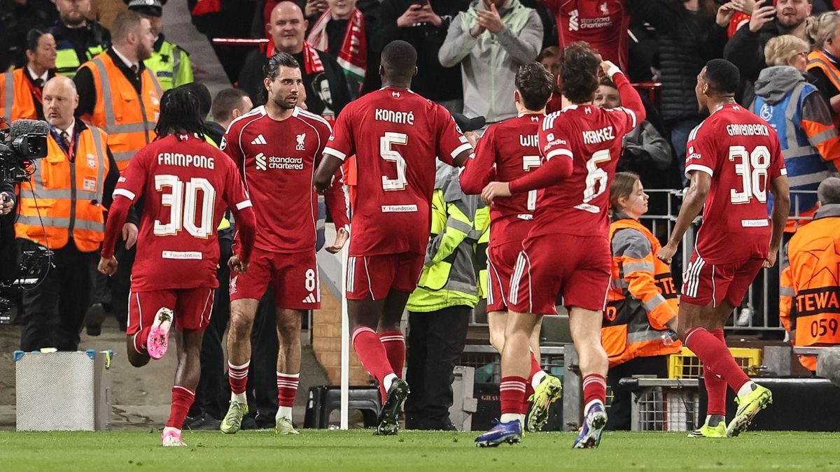 Az Arsenal nagy szívességet tett a Liverpoolnak a BL-ben, Slot is fellélegezhet