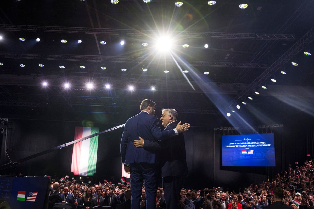 J.D. Vance támogatásáról biztosította Orbán Viktor miniszterelnököt 