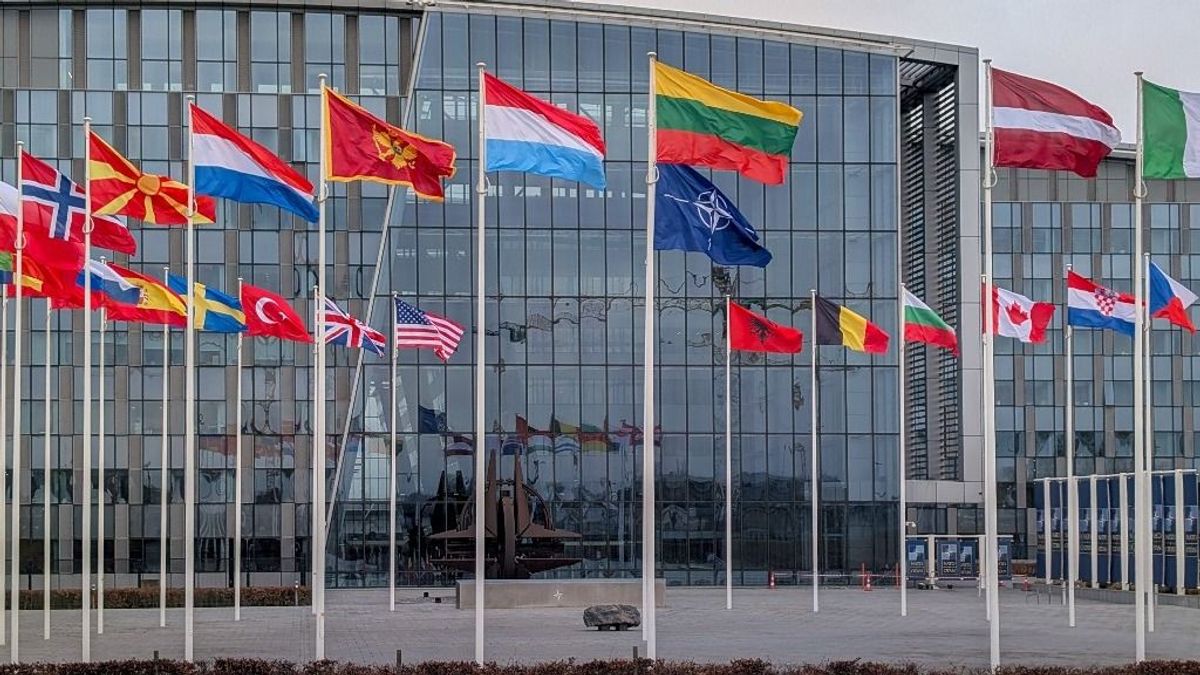 Repedezik a NATO egysége: Washington a renitens szövetségesek megbüntetését fontolgatja