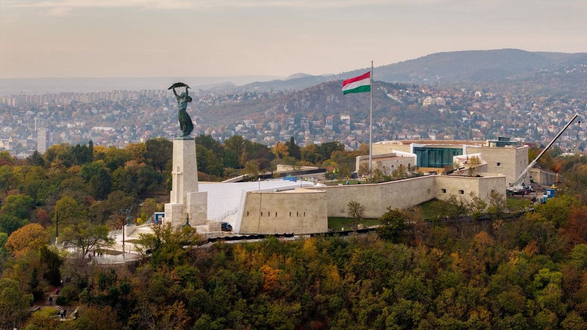 Lázár János a Citadelláról: Mint az elmúlt 16 évben annyiszor, megint büszkék lehetünk arra, hogy magyarok vagyunk + fotók