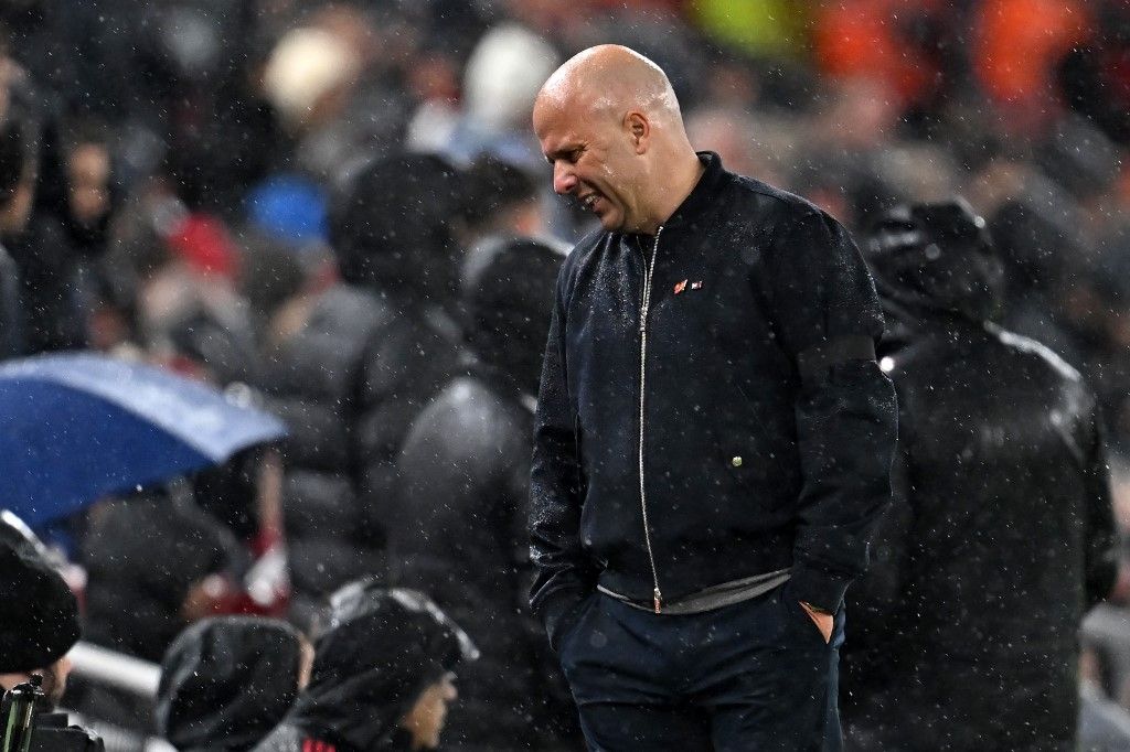 Arne Slot bejelentette, hogy Kerkez Milos a nyártól új riválist kap Liverpoolban