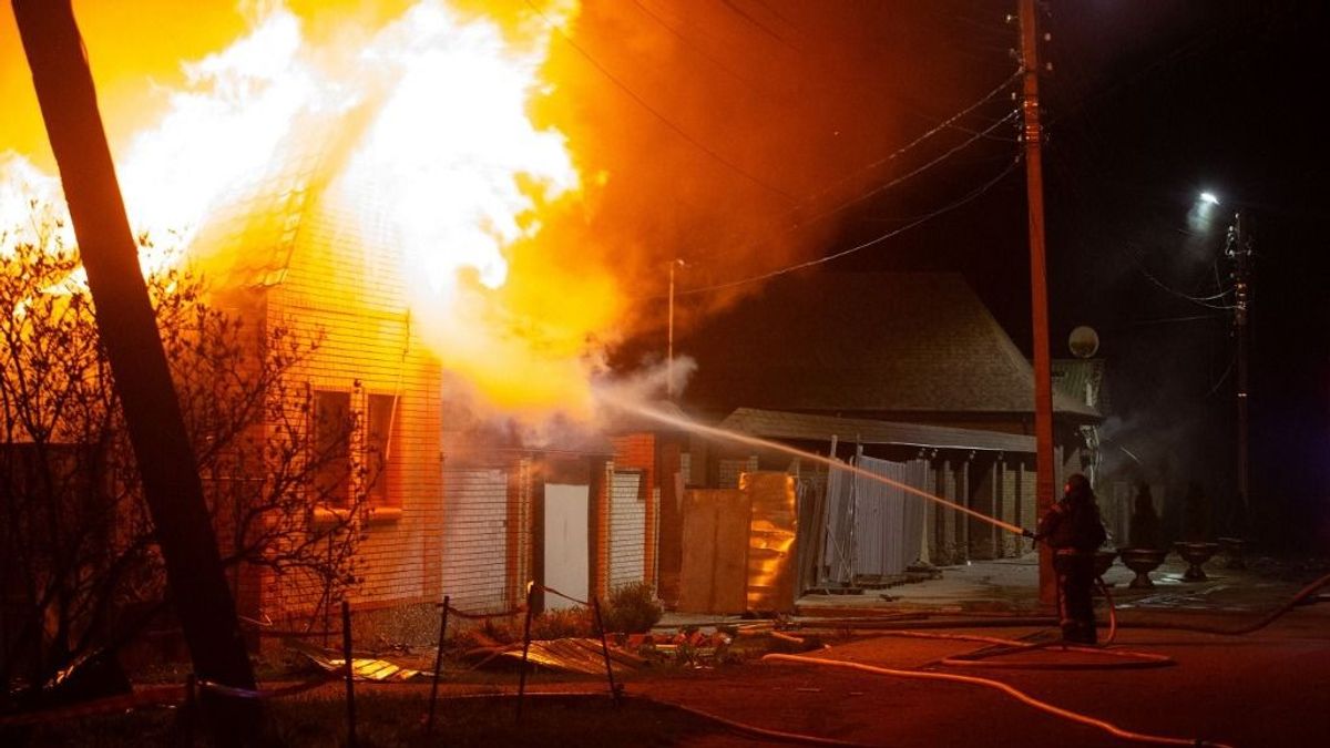 Pusztító drónokkal támadtak az oroszok, lángba borult az ukrán város