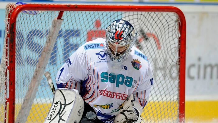 Székesfehérvár 20101121 Jégkorong  2010 EBEL Liga  jégkorong mérkőzés   Sapa Fehérvár AV19  Alba Volán   EC Pasut Villach (osztrák)  Hetényi Zoltán 
Fotó: Mirkó István   Nemzeti Sport