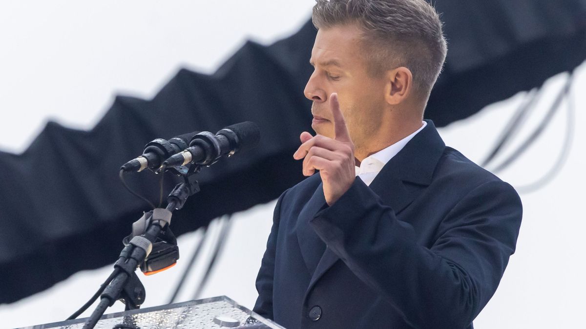 Hallgat a Tisza Párt arról, hogy miből gazdálkodik a választási kampányban