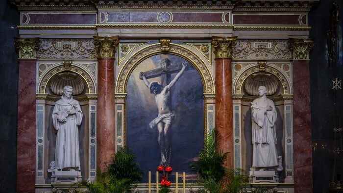 Húsvétvasárnapi ünnepi szentmise