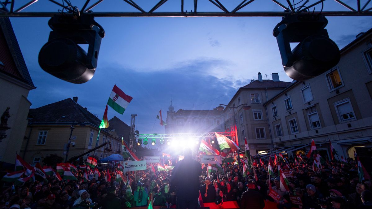 Orbán Viktor: Április 12-én álljunk ki a magyarok érdekei mellett, szavazzunk a Fideszre! + videó