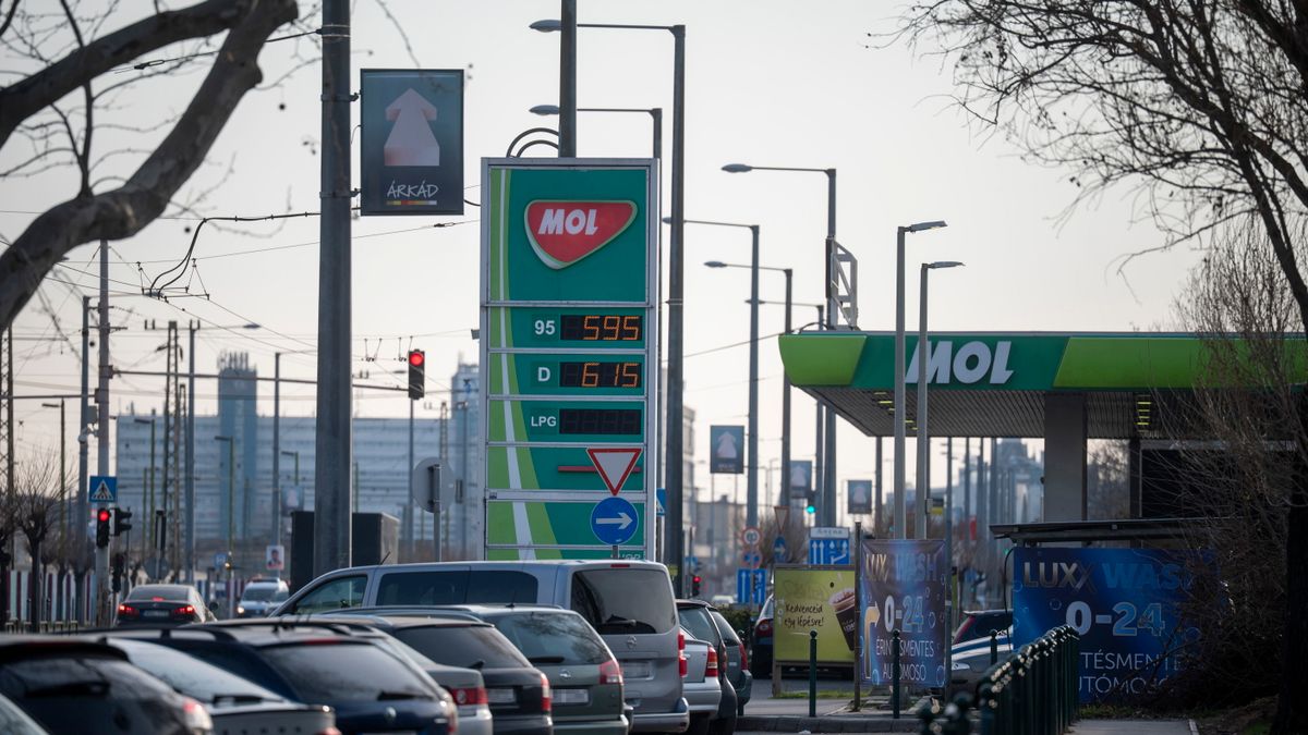 Ennyi volt, már nem védettek az üzemanyagárak
