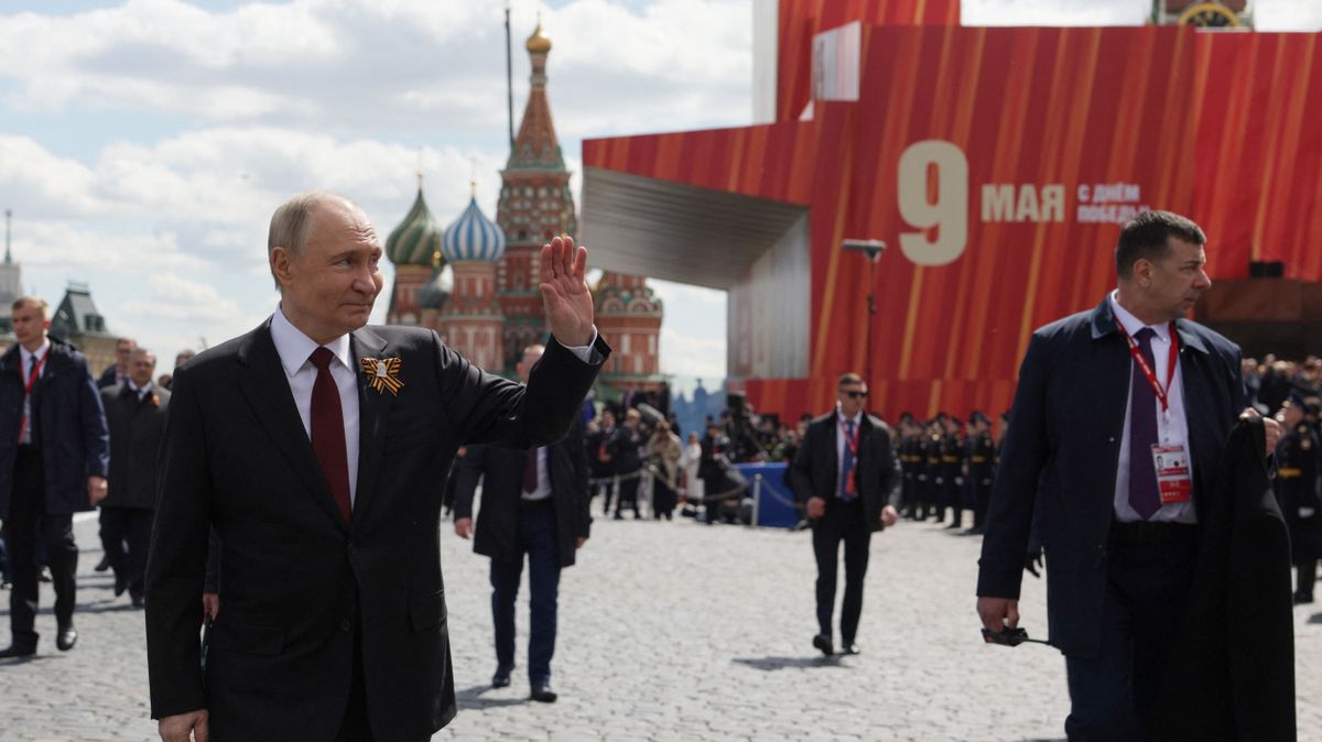 Moszkva idén is ünnepel, ezúttal fegyverek nélkül