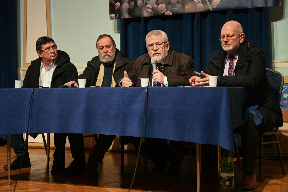 A Székely Nemzeti Tanács (SZNT) továbbra is teljes egészében fenntartja keresetét, jelentette be a testület elnöke