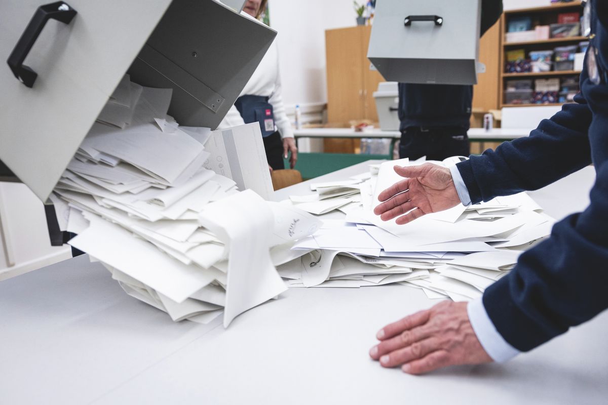 kampány választás szavazás urnazárás