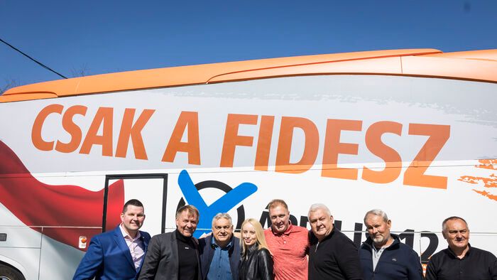 Orbán Viktor országjárás 
kampány