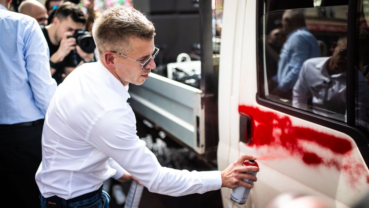 Visszavonultan él és nem kívánja exponálni magát – állítja a Tisza legfontosabb ígéretével, a vagyonvisszaszerzési hivatallal hírbe hozott volt helyettes államtitkár