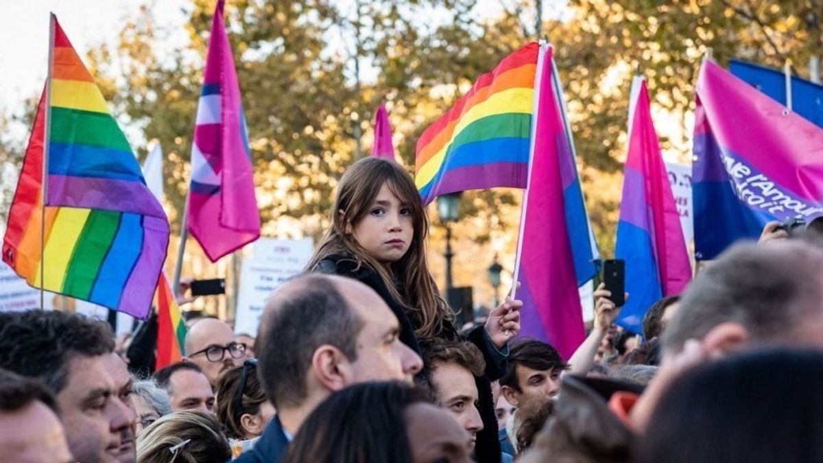 Válságban a NATO, Netanjahu vallott, gyász Kárpátalján – napi összefoglaló