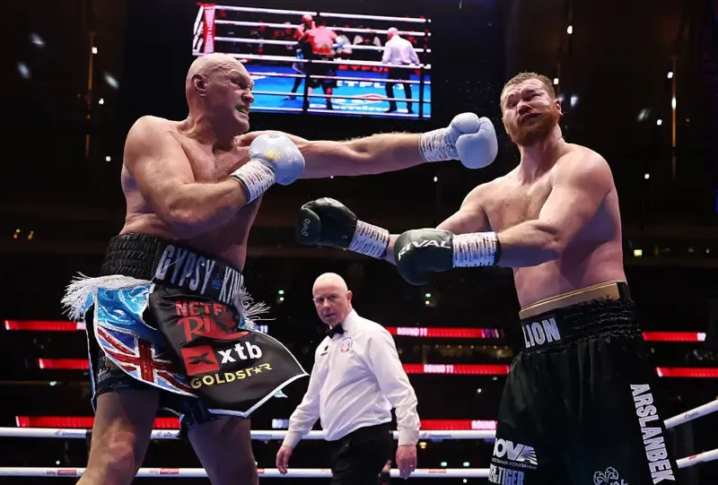 A londoni bokszgálán Tyson Fury nyert Arslanbek Mahmudov ellen, jöhet Anthony Joshua