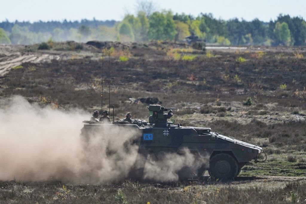 GTK Boxer páncélozott jármű a német hadsereg münsteri laktanyájában (Fotó: AFP)