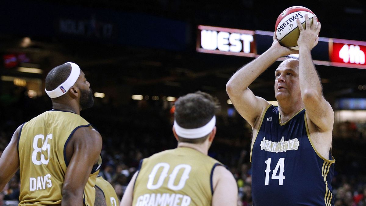 Oscar Schmidt még időskorában is méltó volt a becenevéhez, ami a brazilok Szent Keze