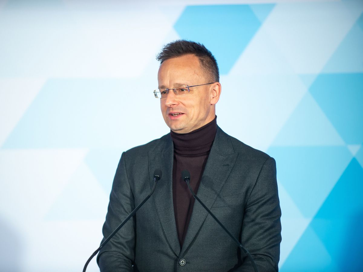 Szijjártó Péter külföldön is gyakran hallja Puskás Ferenc nevét