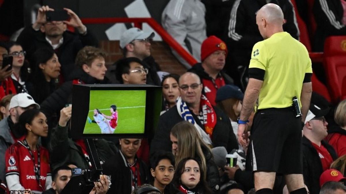 Ennél rosszabb játékvezetői ítéletet még nem látott a Manchester United edzője + videó