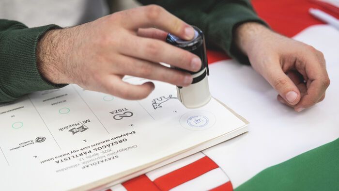 szavazás, választás 