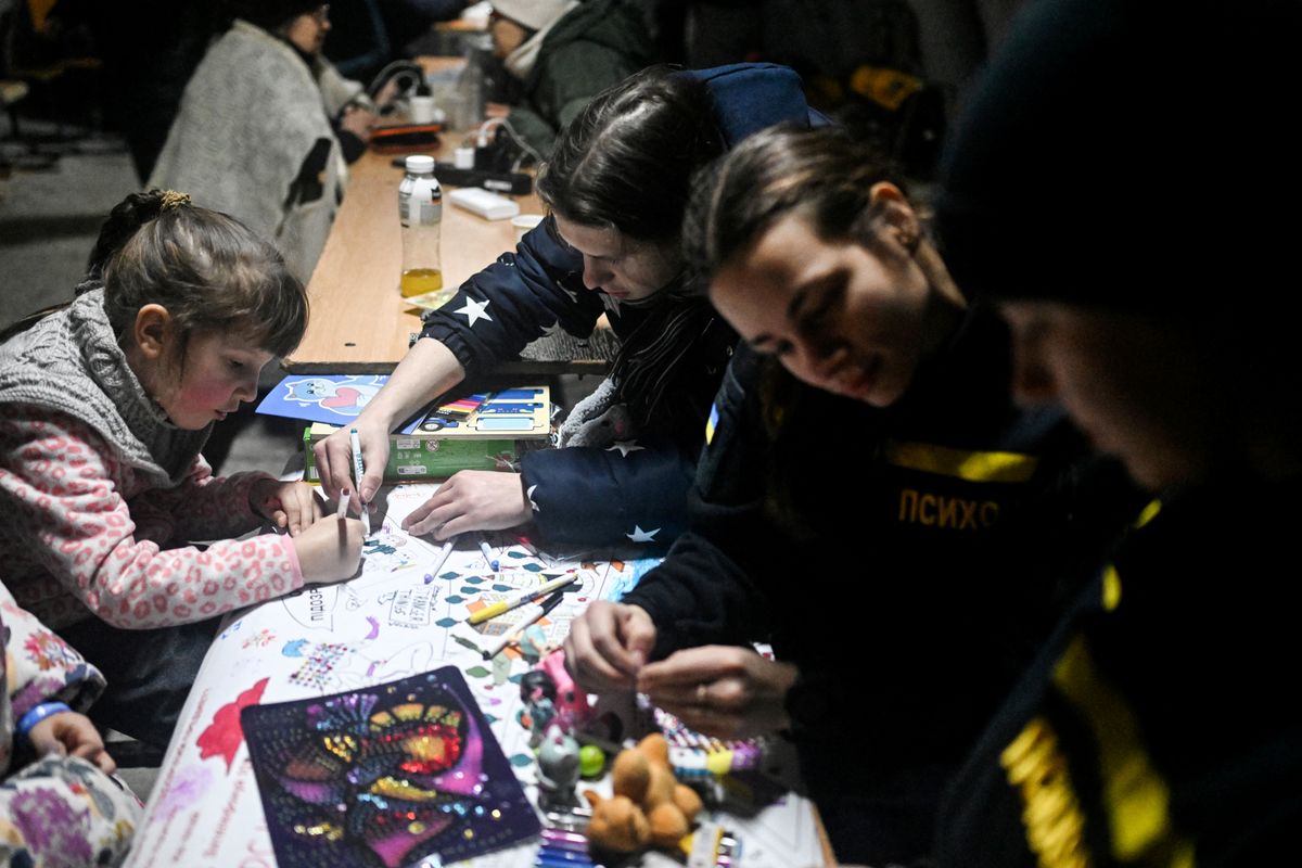 A gyerekkor egy egész generáció számára álom marad Ukrajnában 