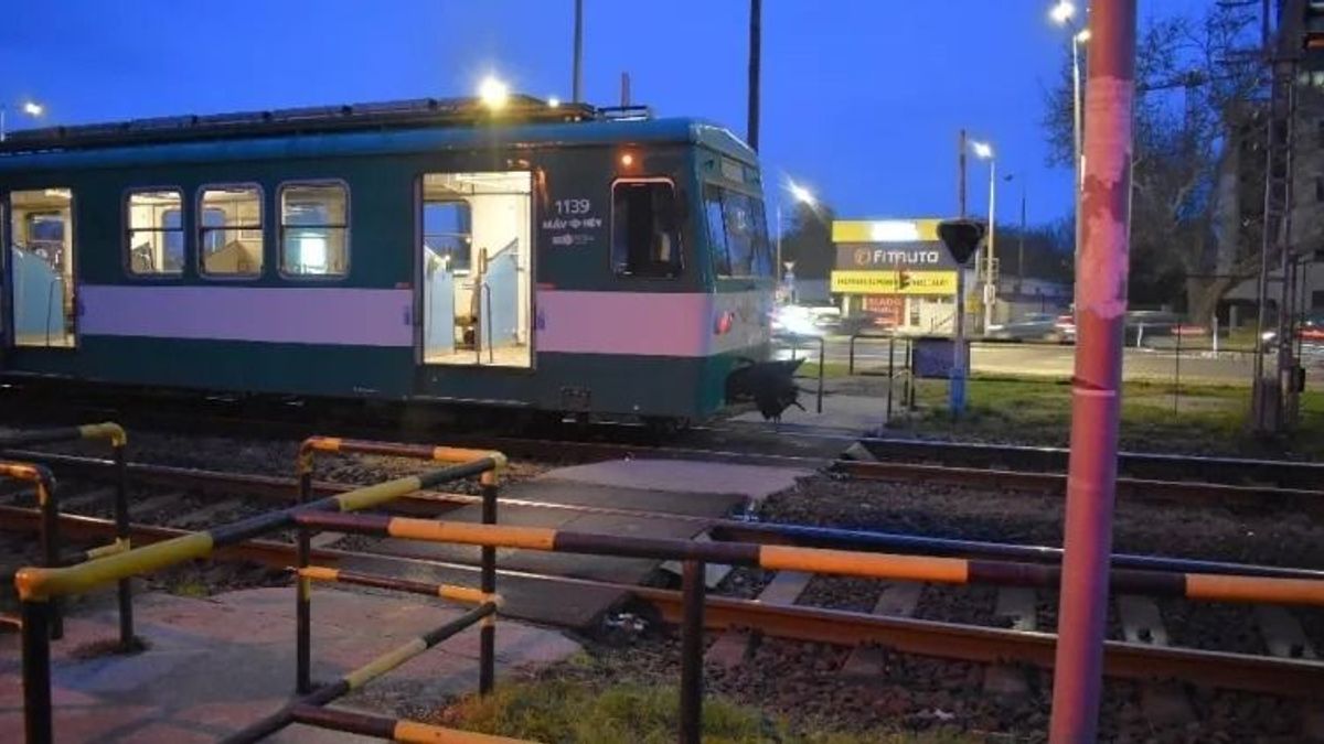 Gyászba borult az iskola: 14 éves fiú vesztette életét a HÉV-balesetben