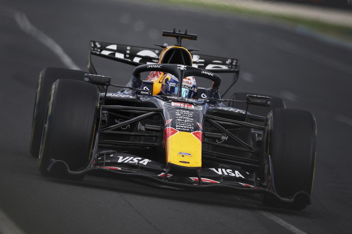 Verstappen május elsején ismét Red Bullt vezethet, miután áprilisban más versenysorozatok más autóiban próbálkozott
