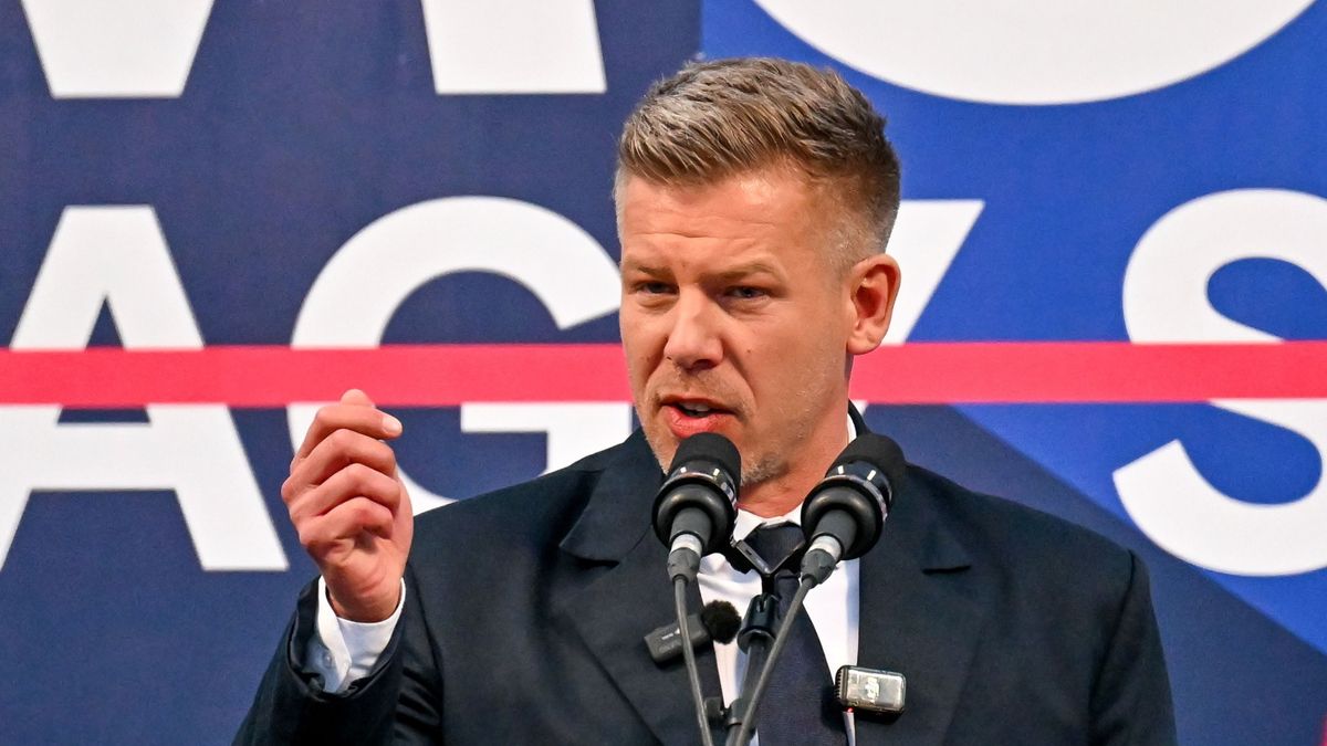 Új rekordra készül a Tisza Párt, sosem volt még ennyi minisztérium Magyarországon