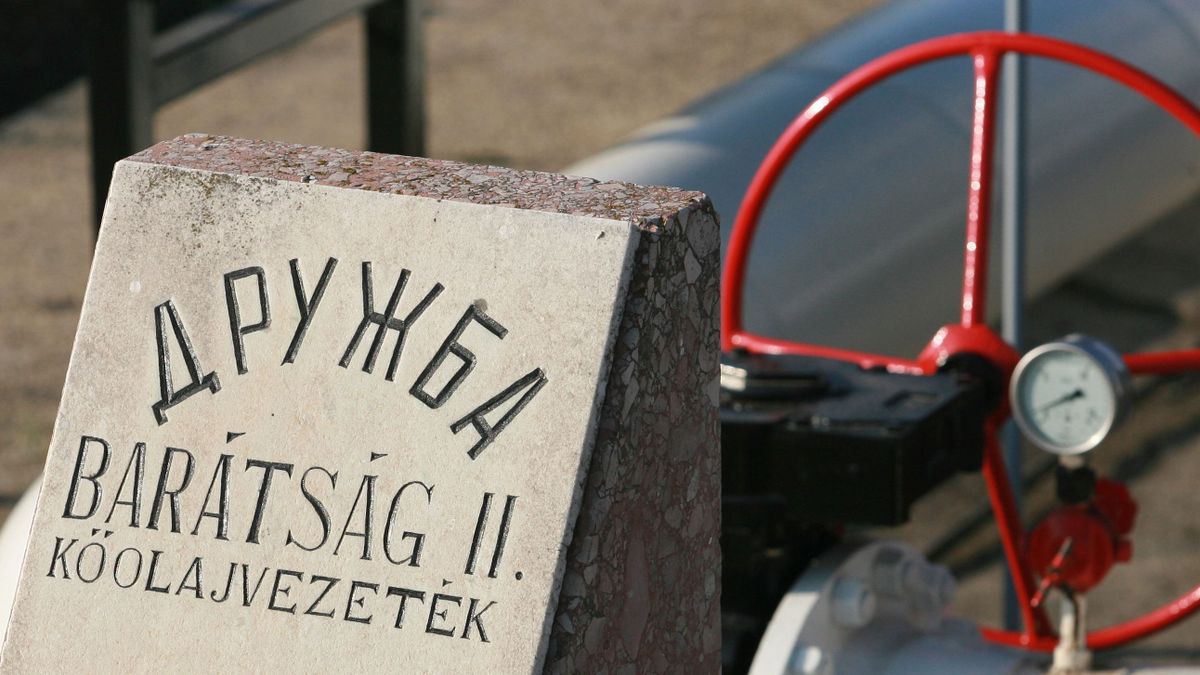 Január 27. óta nem érkezik olaj a Barátság kőolajvezetéken