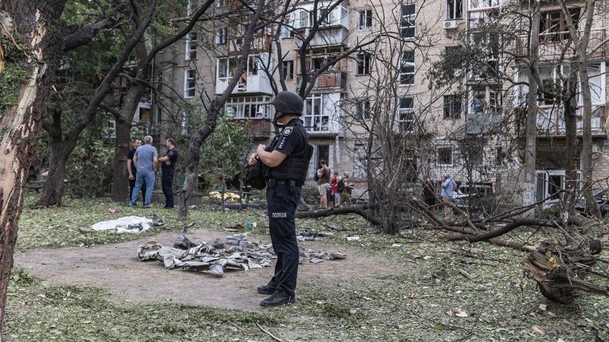 A rendőri brutalitás iskolapéldája, egyenesen Ukrajnából + videó