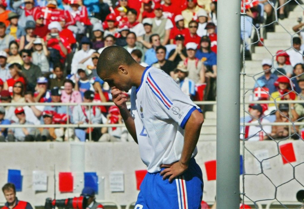 David Trezeguet of France reflects on a missed opportunity against Denmark, 11 June 2002 at the Incheon Munhak Stadium in Incheon, during first round Group A action between Denmark and France in the 2002 FIFA World Cup Korea/Japan.   AFP PHOTO /PATRICK HERTZOG (Photo by PATRICK HERTZOG / AFP)