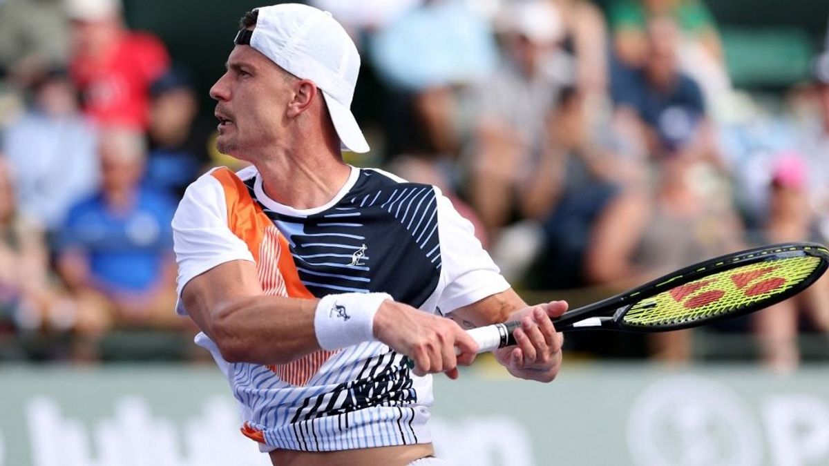 Bondár Anna világbajnokot vert, Fucsovics Márton közel járt a kétszettes győzelemhez